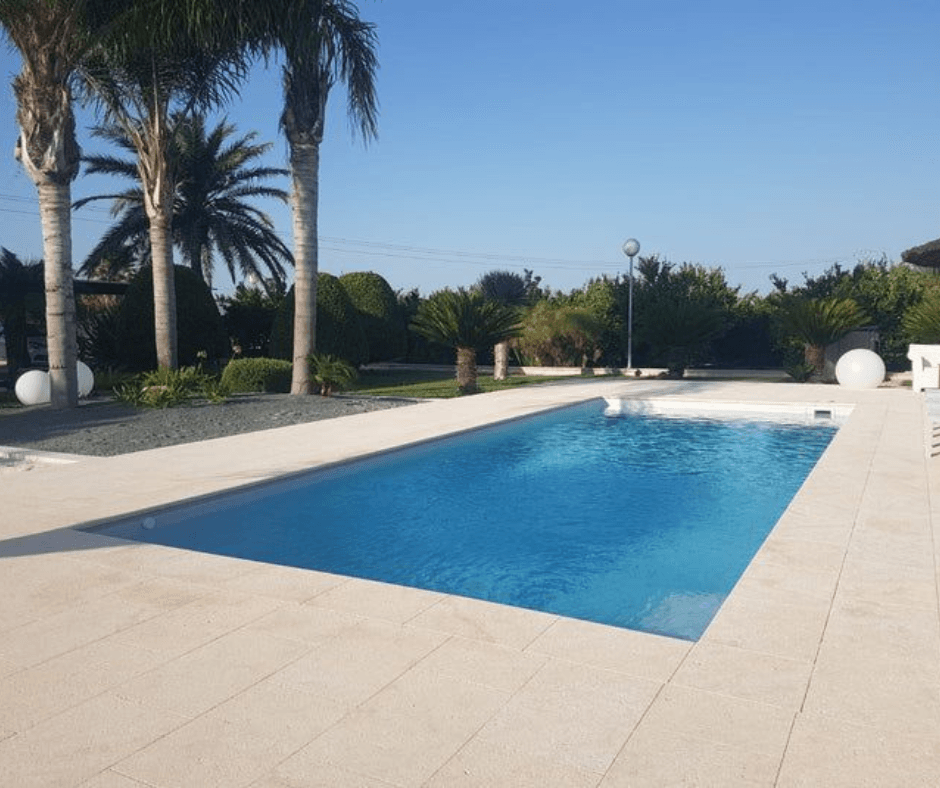 RIVIERA