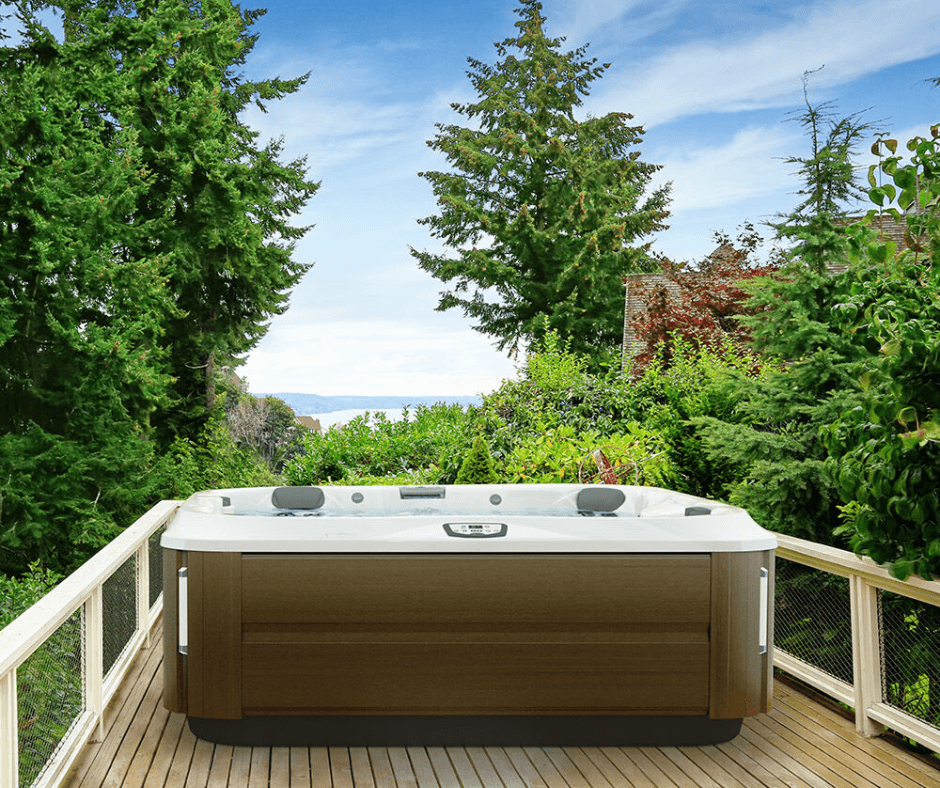 SPA JACUZZI J-375 COM A ESPREGUIÇADEIRA DE MAIOR DIMENSÃO