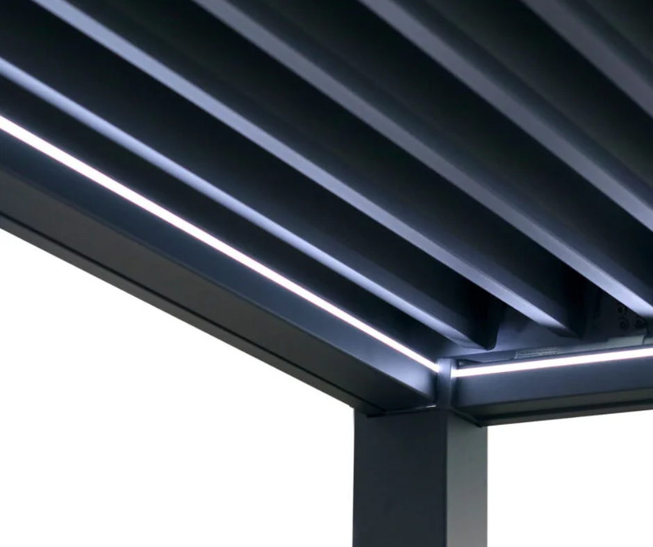 PERGOLA BIOCLIMATICA MOTIONFLEX 300 CON ILUMINACION LED BLANCA