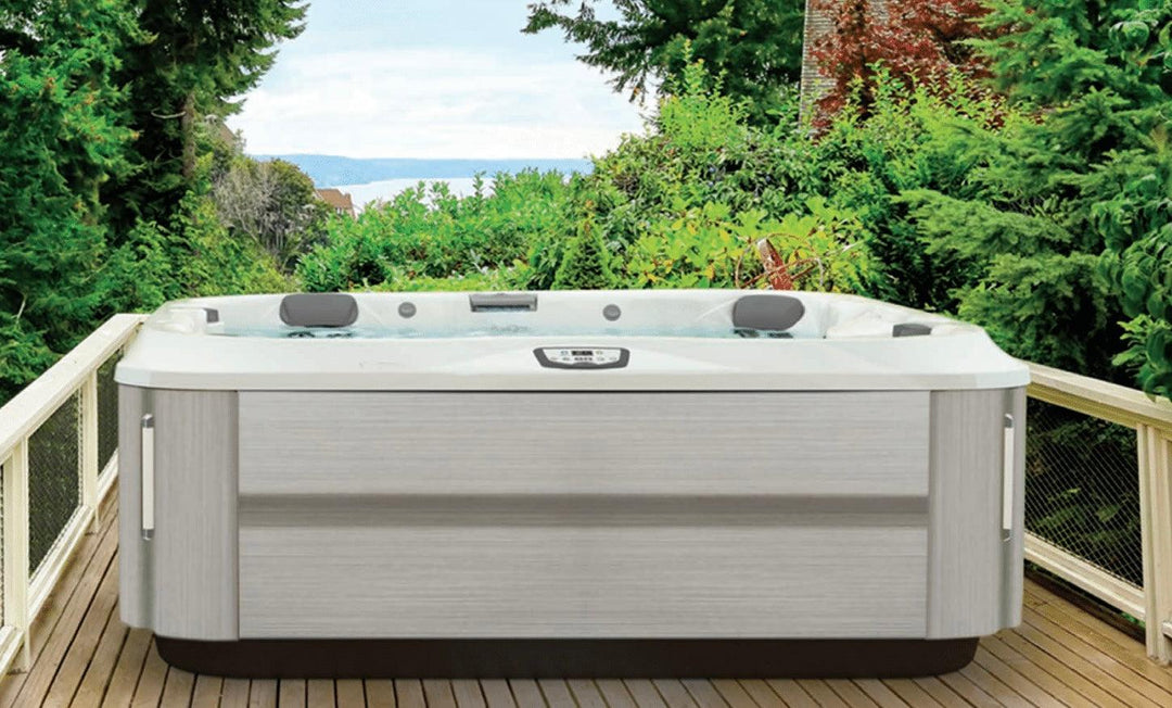 Jacuzzi J-375 SPA COMFORT CON LA TUMBONA DE MAYOR TAMAÑO
