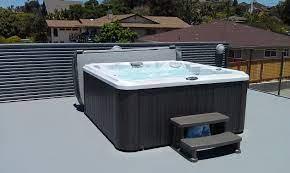 Jacuzzi J-235 SPA CLÁSICO CON TUMBONA